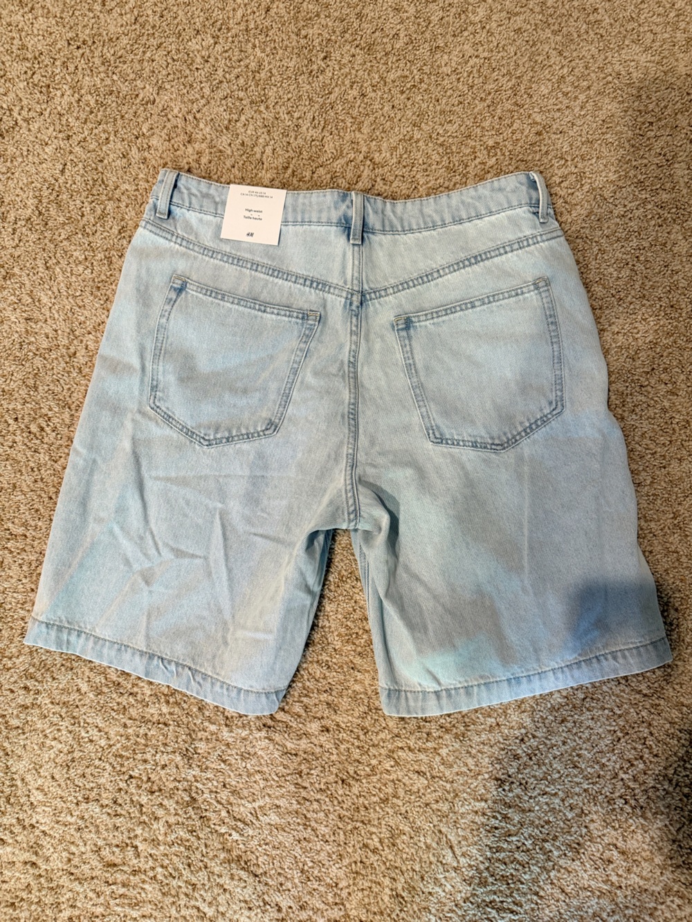 H&M DENIM BERMUDA SHORTS - Picture 3 of 6